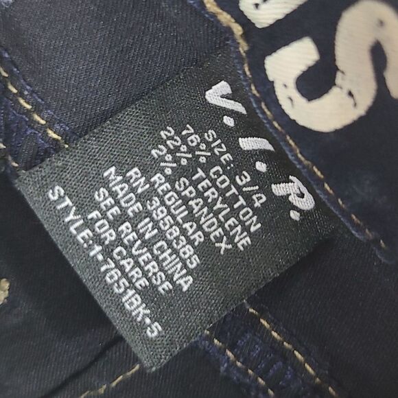 VIP Jeans Size 3/4 Womens Dark Blue Distressed Denim Cut Off Raw Edge Ankle Crop - Picture 8 of 8